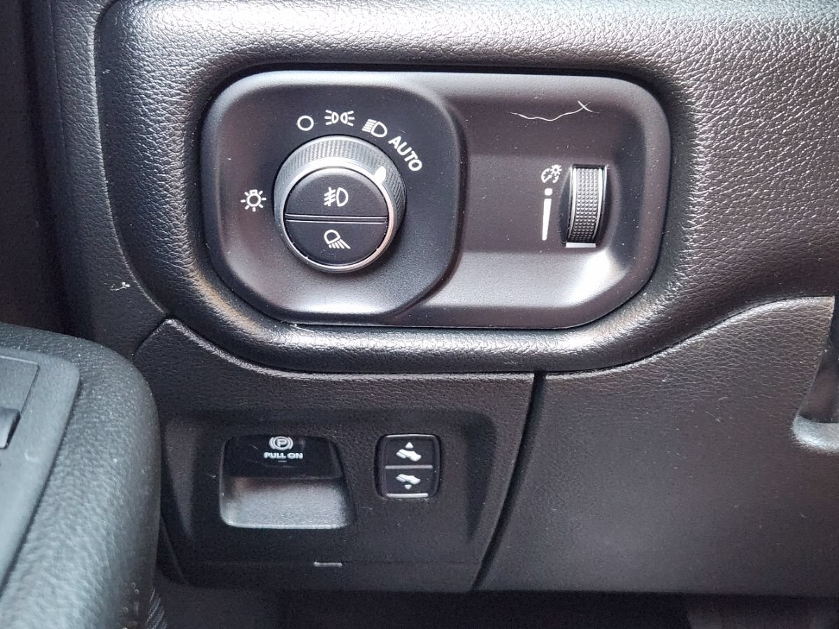 Used 2022 RAM 1500 Lone Star RWD image 43