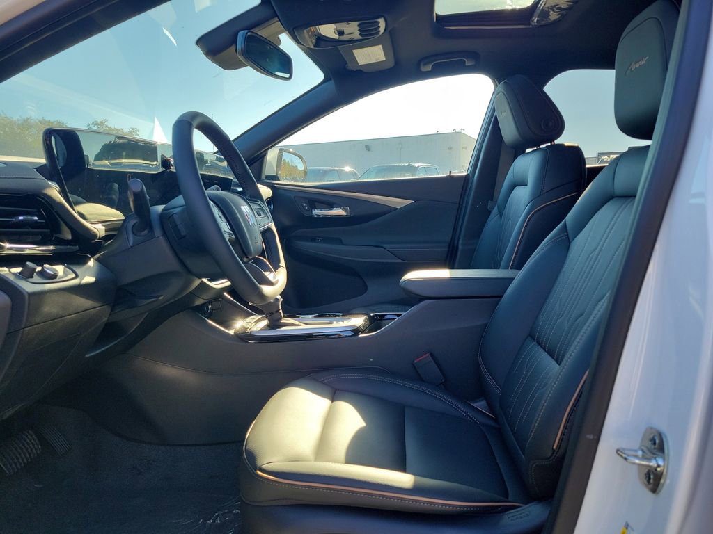 New 2025 Buick Envista Sport Touring FWD image 22