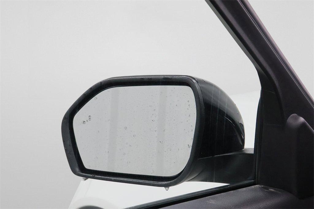 Used 2021 Ford Explorer Limited image 24