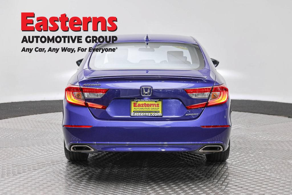 Used 2018 Honda Accord Sport image 6