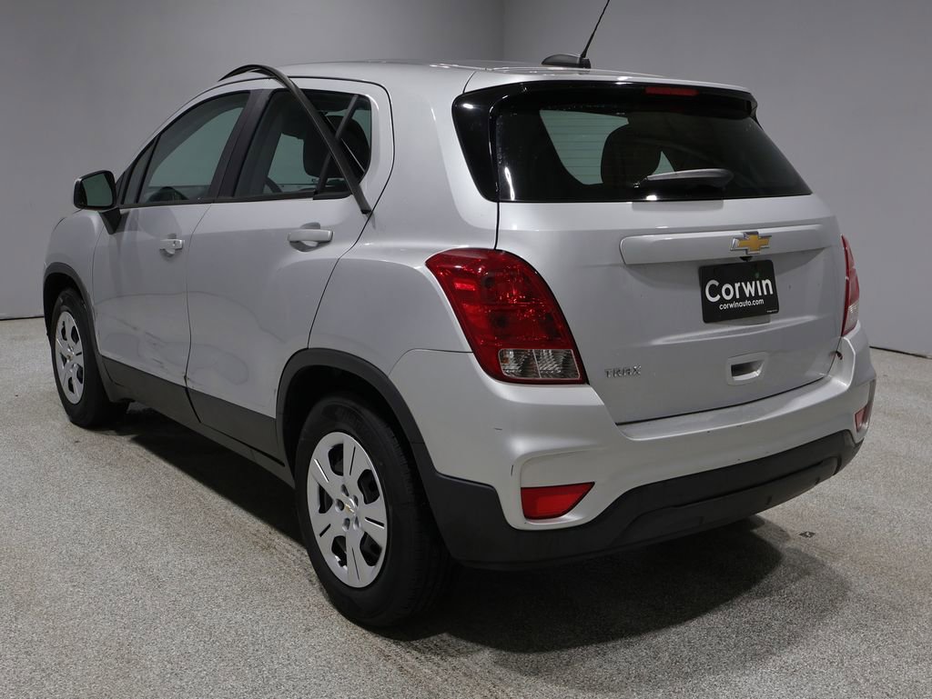 Used 2018 Chevrolet Trax LS image 6