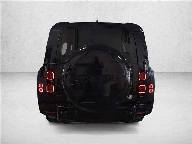 Used 2023 Land Rover Defender 130 X-Dynamic SE AWD/4WD image 6