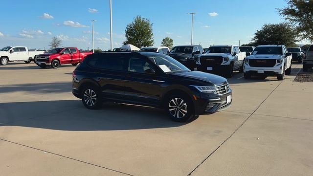 Used 2024 Volkswagen Tiguan S AWD/4WD image 3
