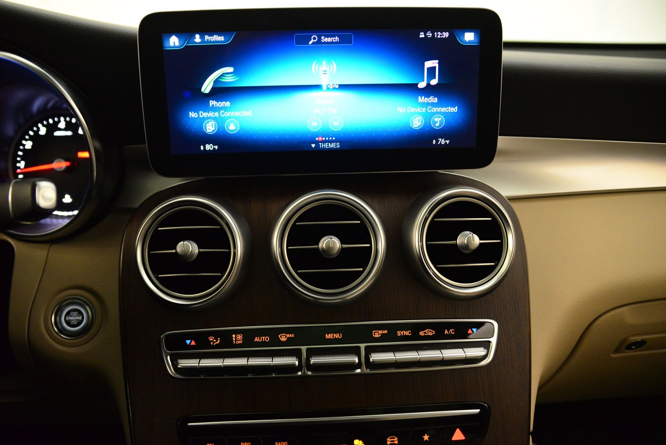 Used 2022 Mercedes-Benz GLC 300 4MATIC image 28