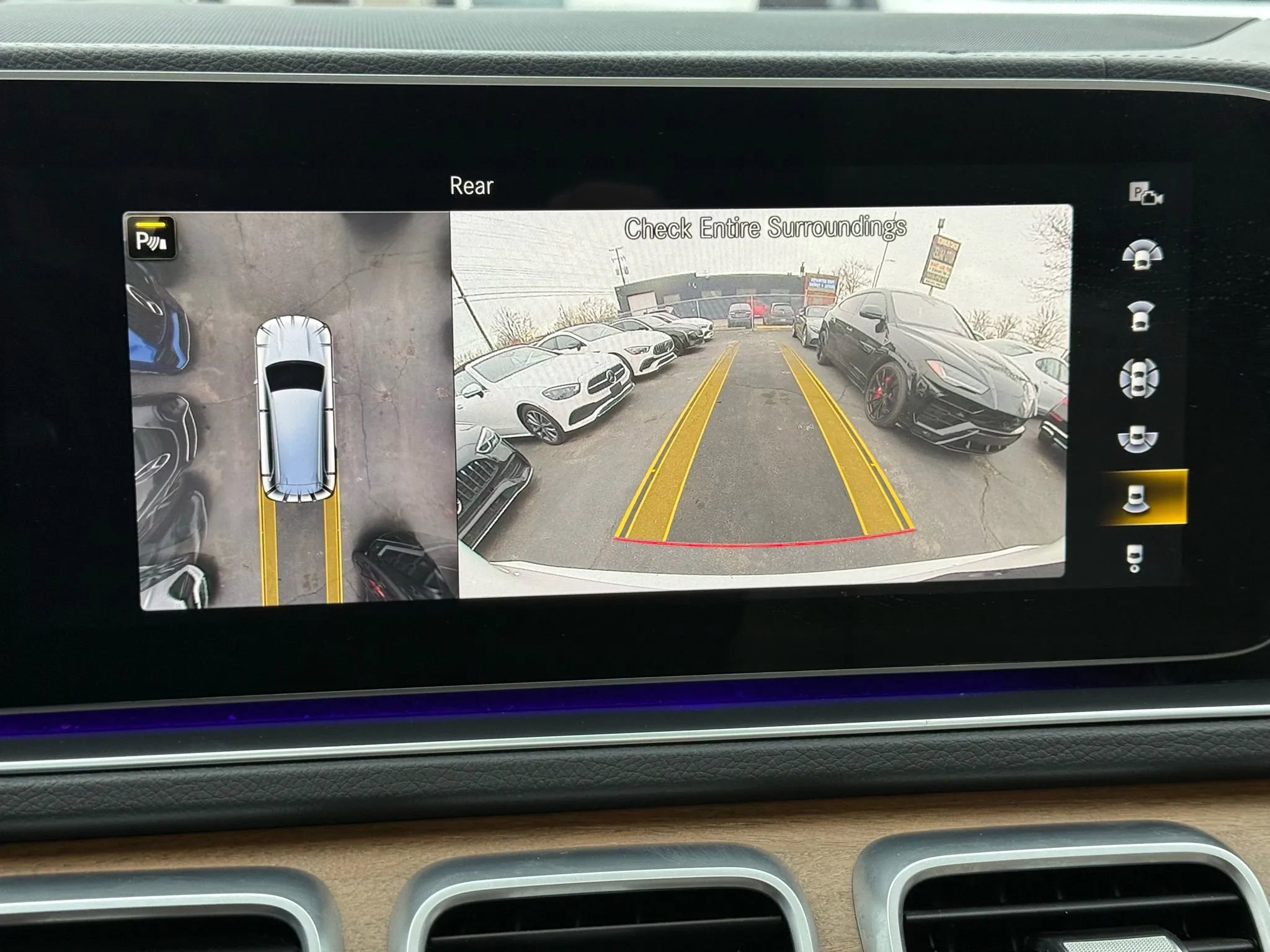 Used 2021 Mercedes-Benz GLS 450 4MATIC image 30