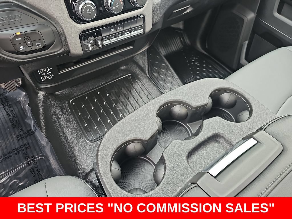 New 2026 RAM 3500 Tradesman AWD/4WD image 24