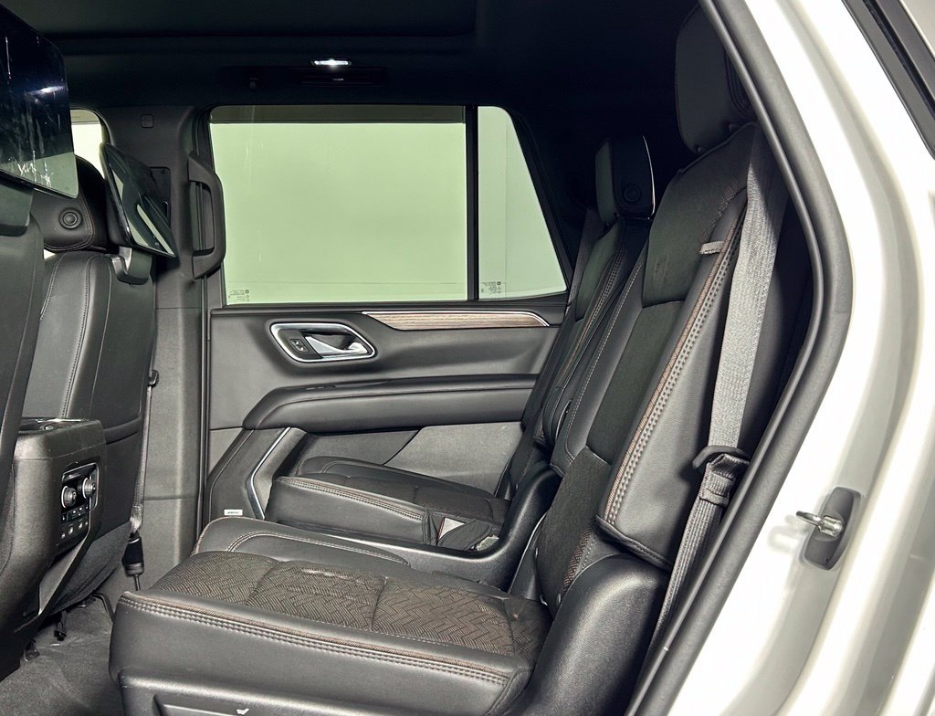 Used 2021 Chevrolet Tahoe High Country w/ Premium Package AWD/4WD image 20
