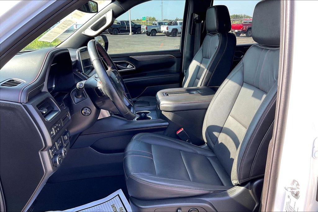 Used 2024 Chevrolet Tahoe RST w/ Luxury Package AWD/4WD image 24