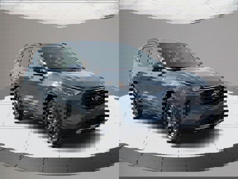 Used 2025 Ford Escape ST-Line Elite w/ Tech Pack #2 image 2