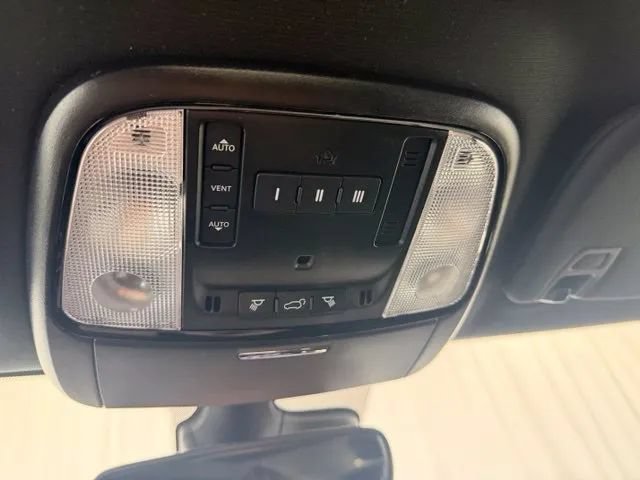 Used 2023 Dodge Durango R/T AWD/4WD image 14
