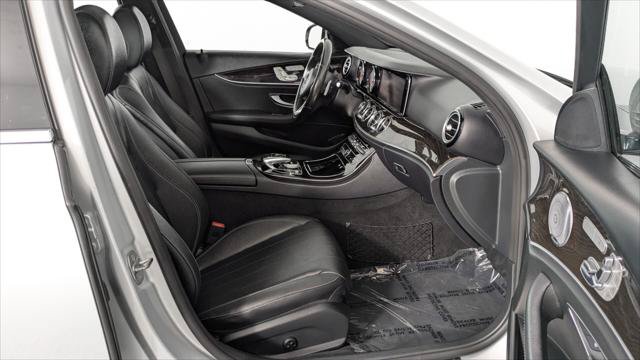 Used 2017 Mercedes-Benz E 300 4MATIC image 23