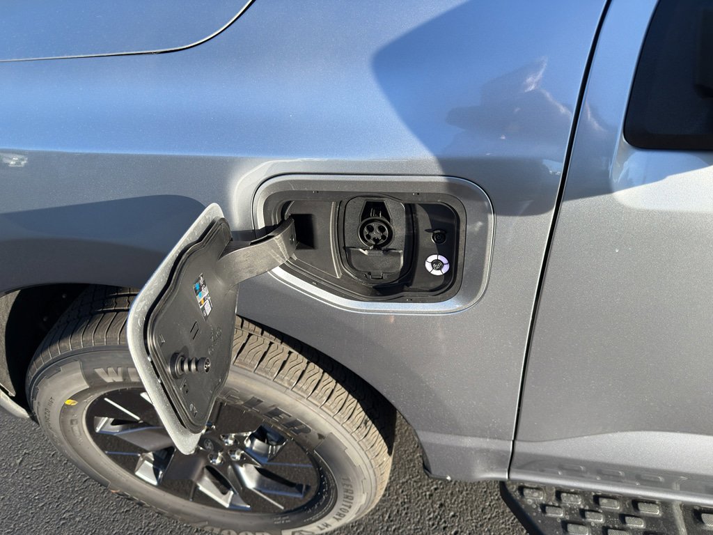 New 2025 Ford F150 Lightning Flash image 39