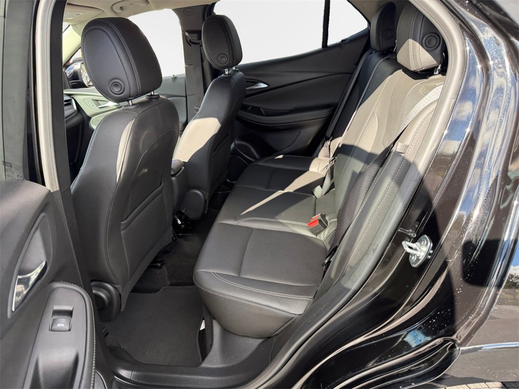Used 2024 Buick Encore GX Sport Touring image 24