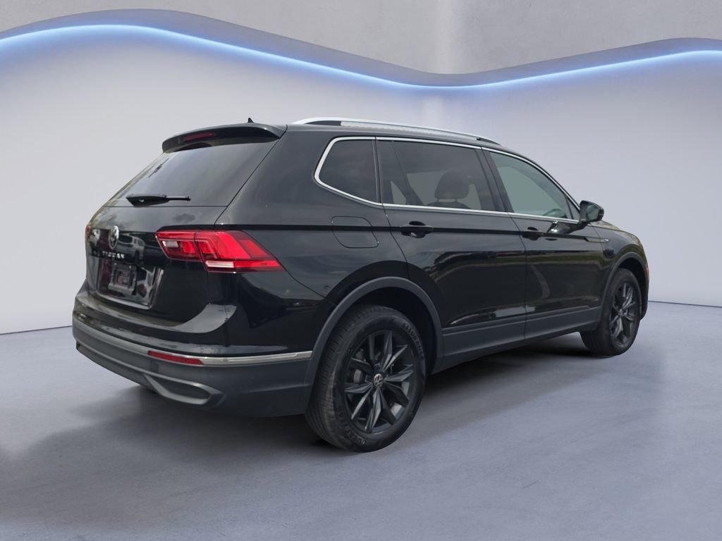 Used 2024 Volkswagen Tiguan SE image 5
