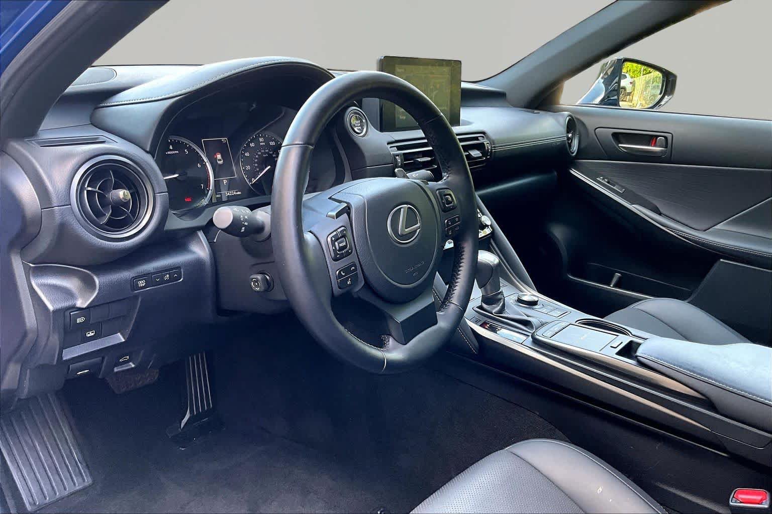 Used 2023 Lexus IS 300 w/ Premium Package RWD image 36