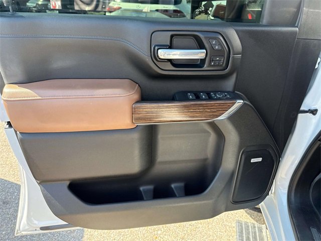 Used 2021 Chevrolet Silverado 3500 High Country image 25