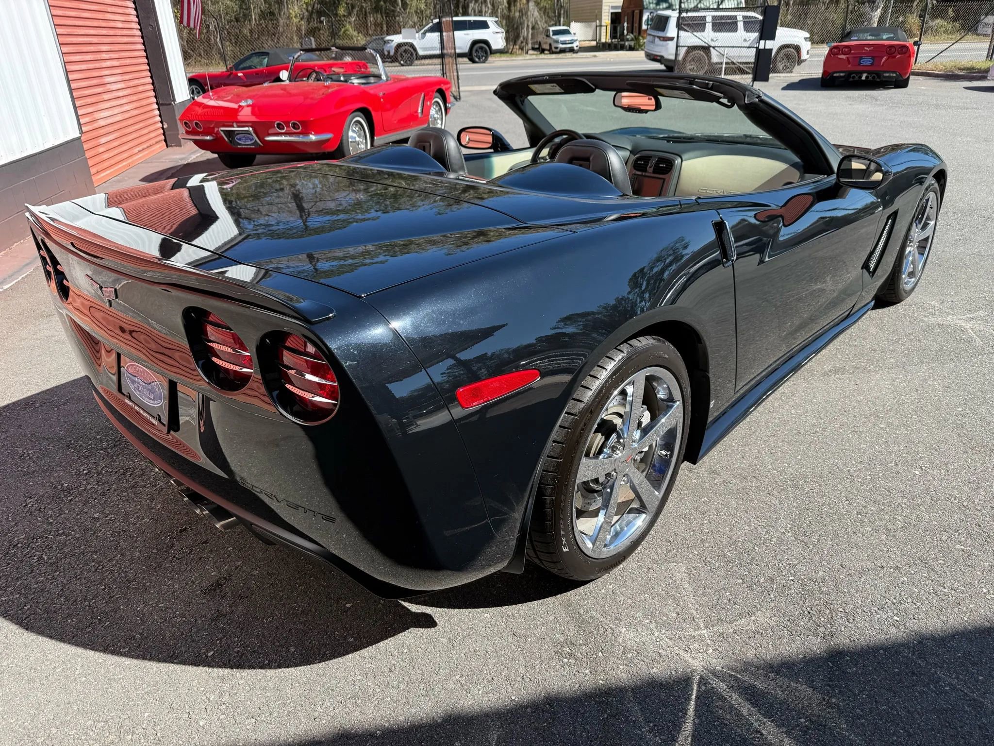 Used 2008 Chevrolet Corvette Convertible w/ Preferred Equipment Group image 9