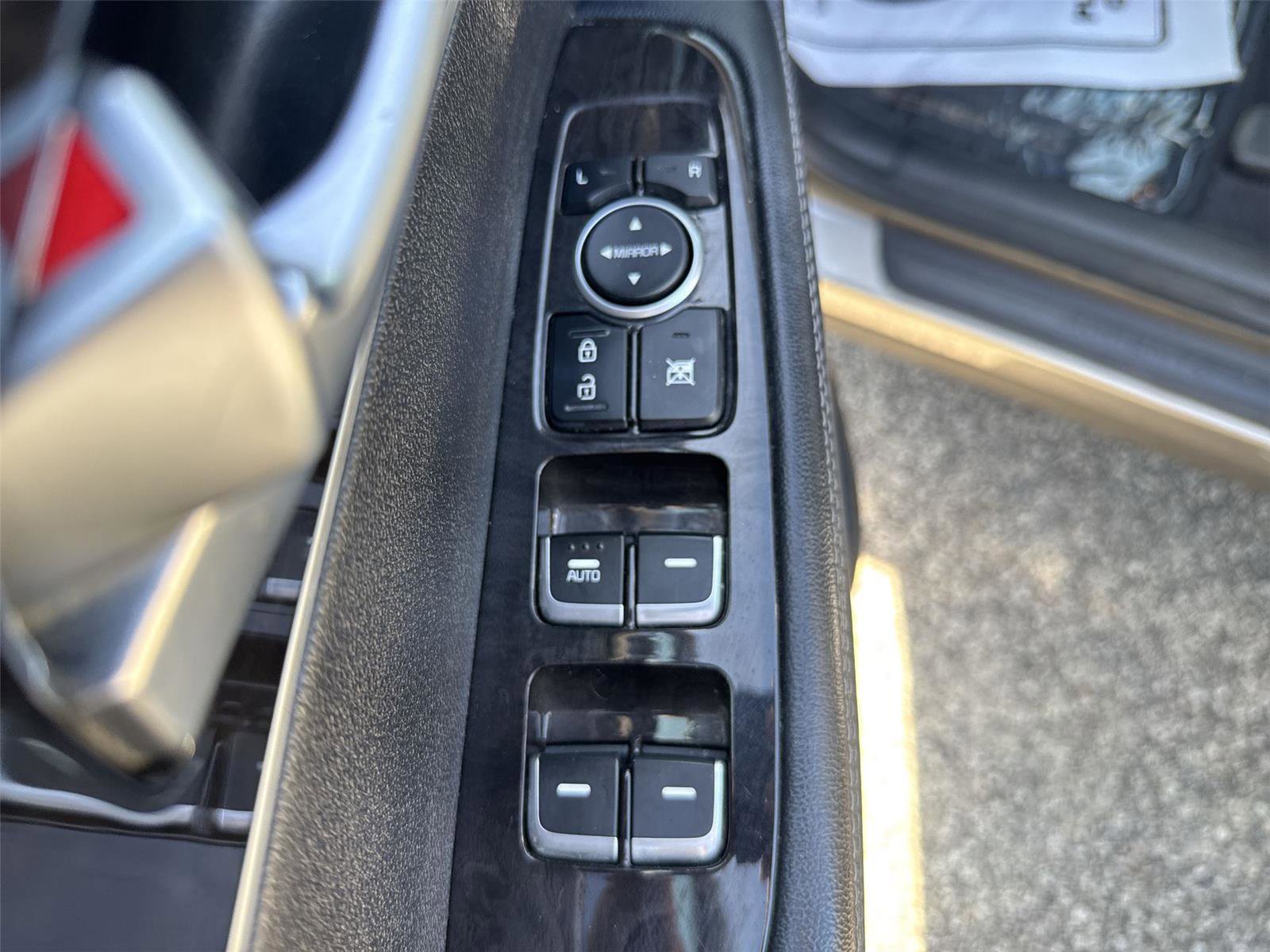 Used 2016 Kia Sorento FWD w/ LX Convenience Package image 13