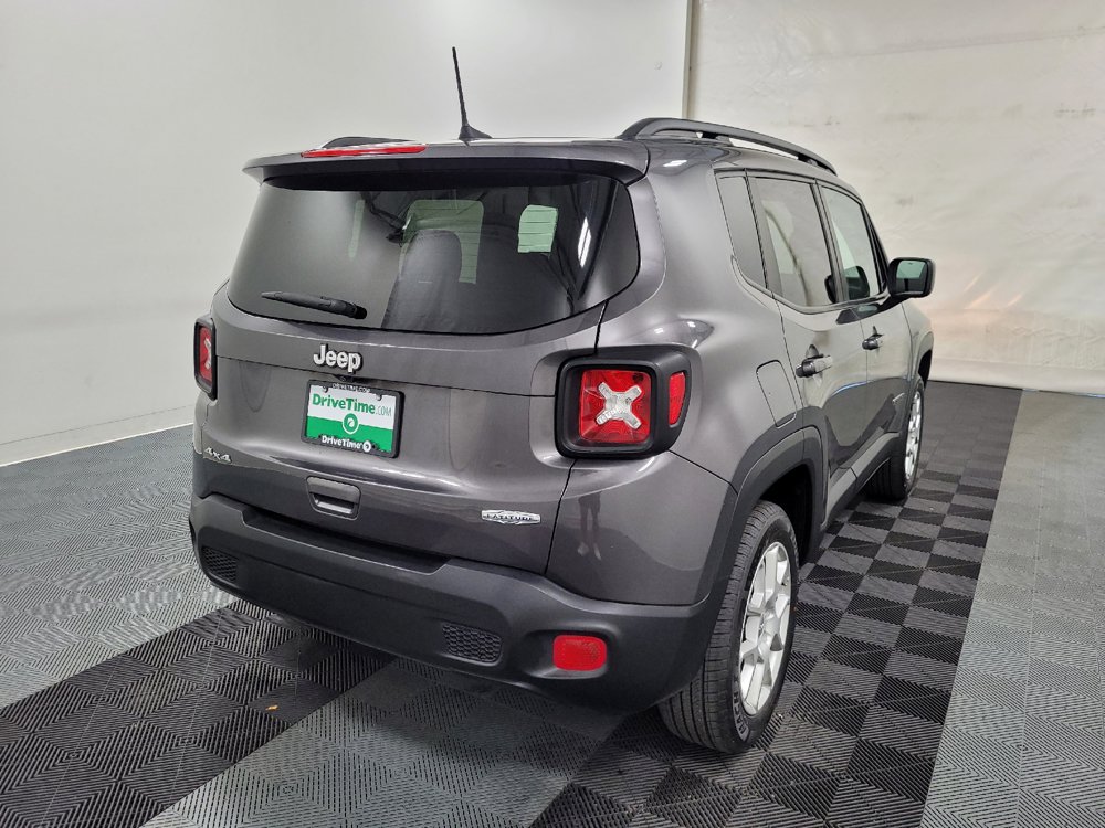 Used 2020 Jeep Renegade Latitude AWD/4WD image 9