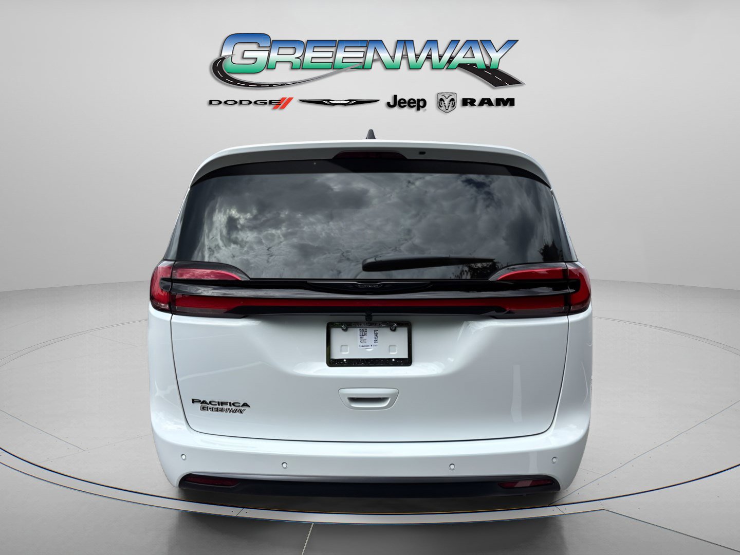 New 2026 Chrysler Pacifica Select image 3