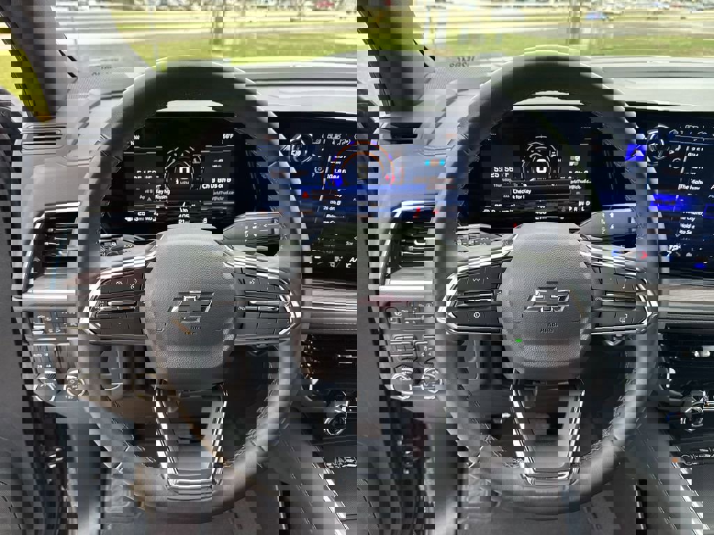 Certified 2025 Chevrolet Suburban Z71 image 11