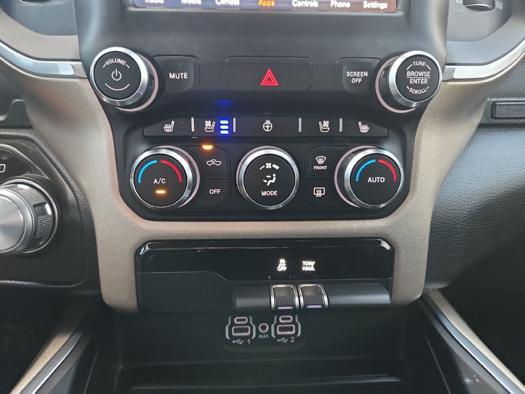 Used 2020 RAM 1500 Laramie AWD/4WD image 25