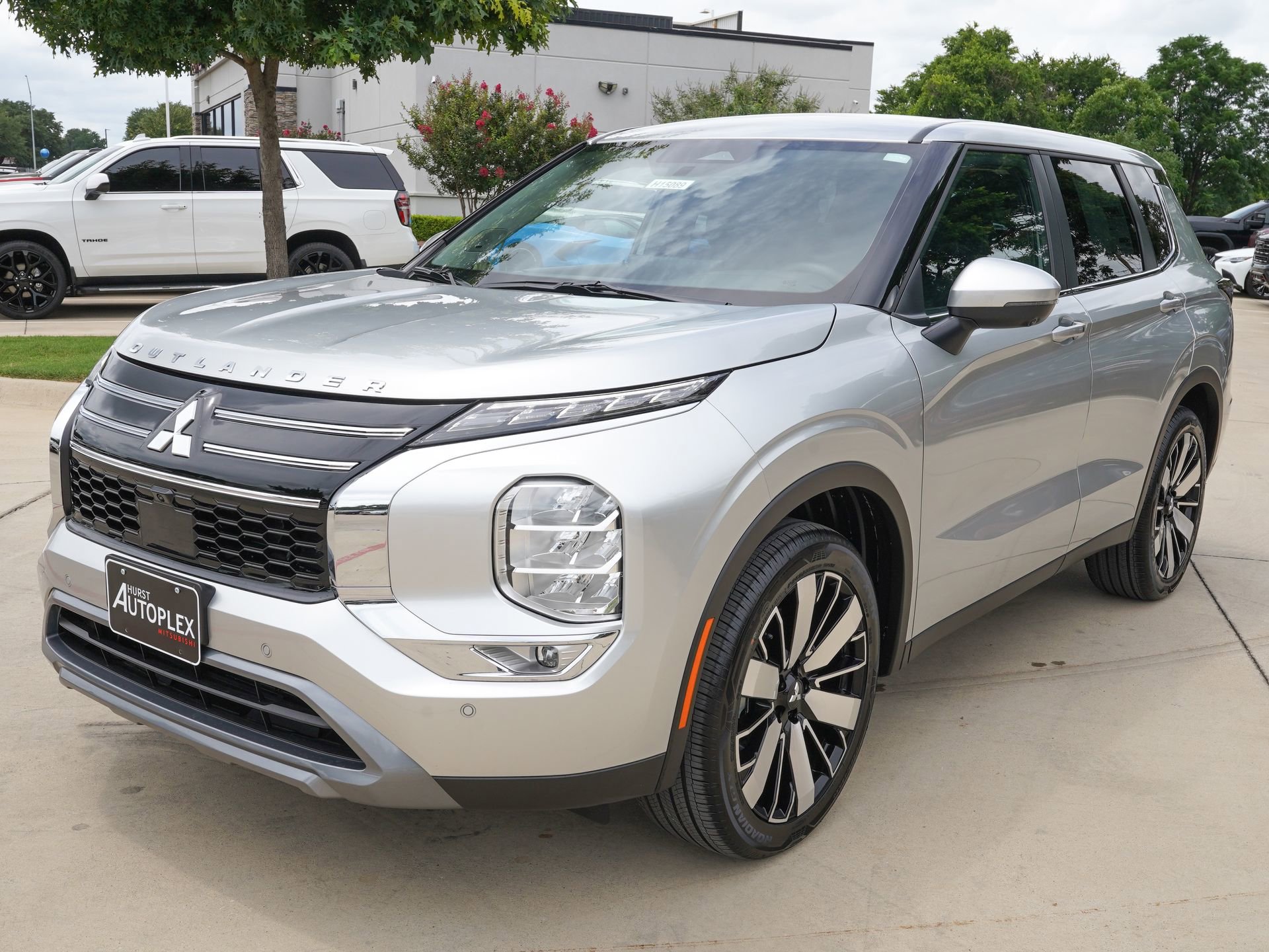 New 2026 Mitsubishi Outlander SE FWD image 7