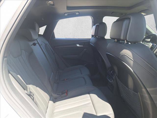 Used 2022 Audi Q5 2.0T Premium Plus w/ Premium Plus Package AWD/4WD image 15