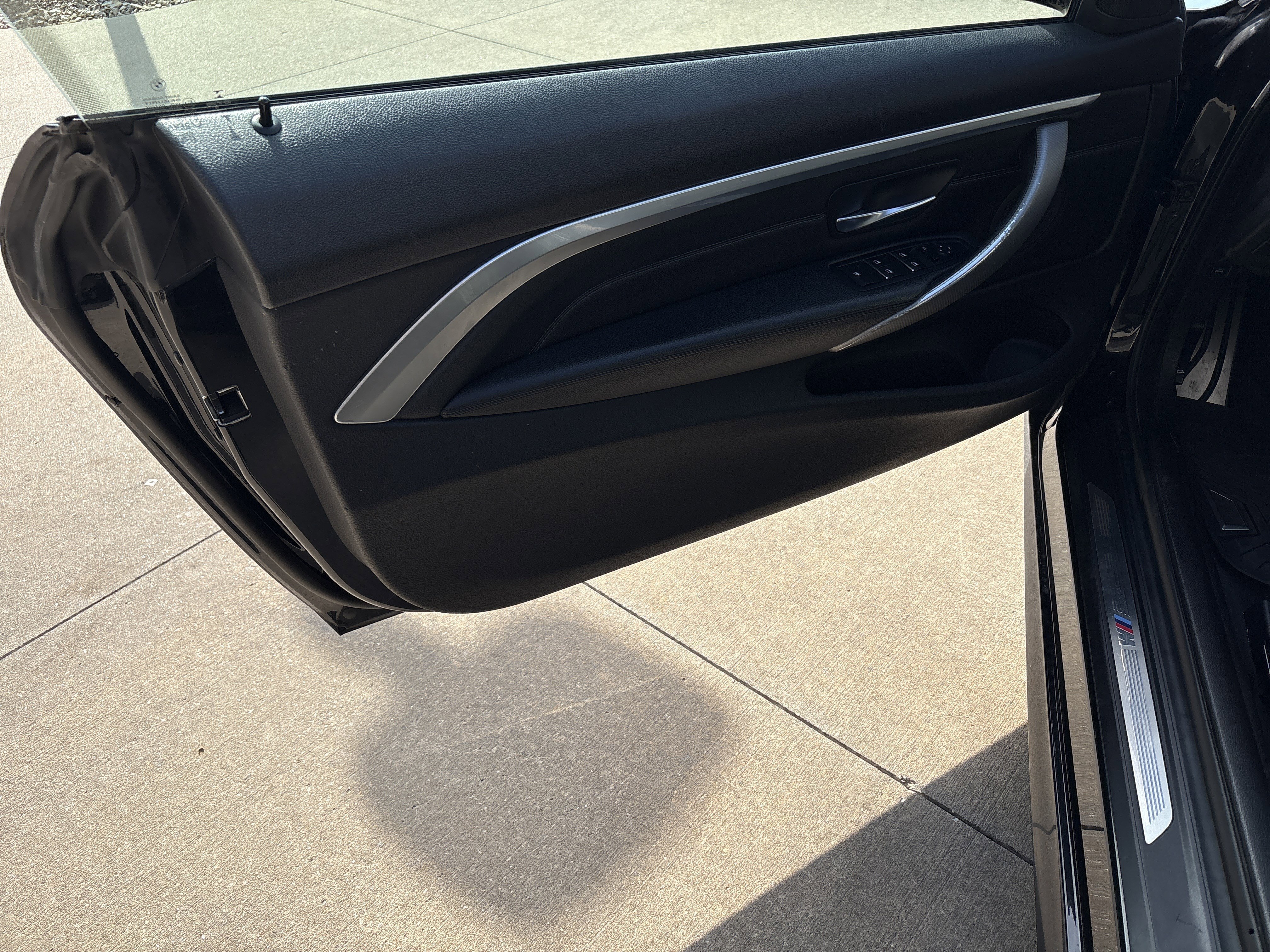 Used 2019 BMW 430i Convertible w/ M Sport Package RWD image 14
