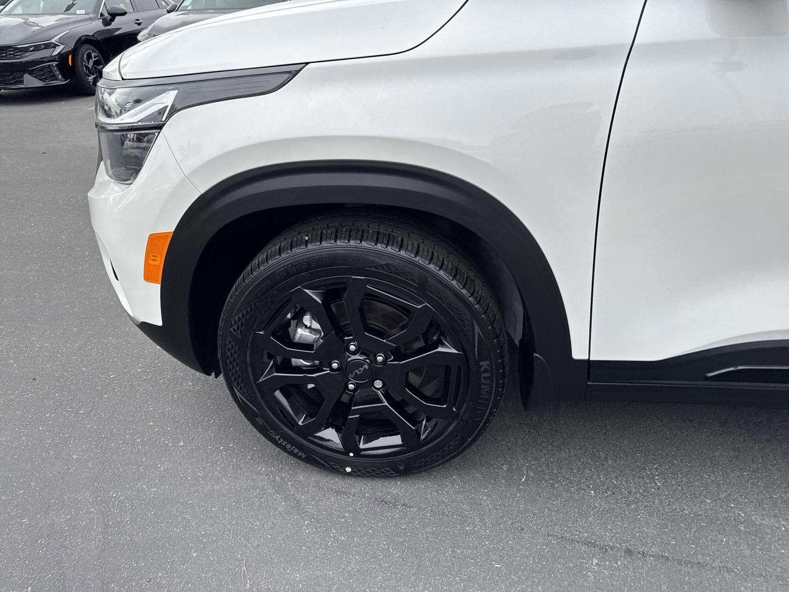 Used 2025 Kia Seltos X-Line image 13