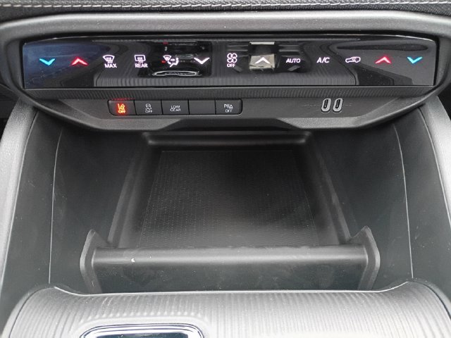 New 2026 Jeep Cherokee Laredo AWD/4WD image 17