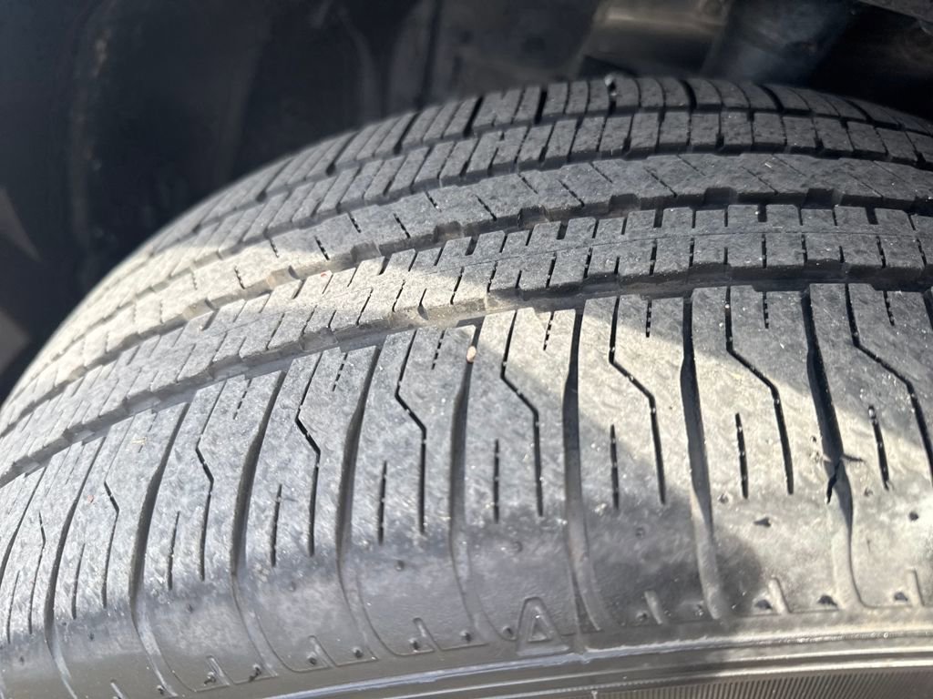 Used 2025 Nissan Rogue Platinum image 30