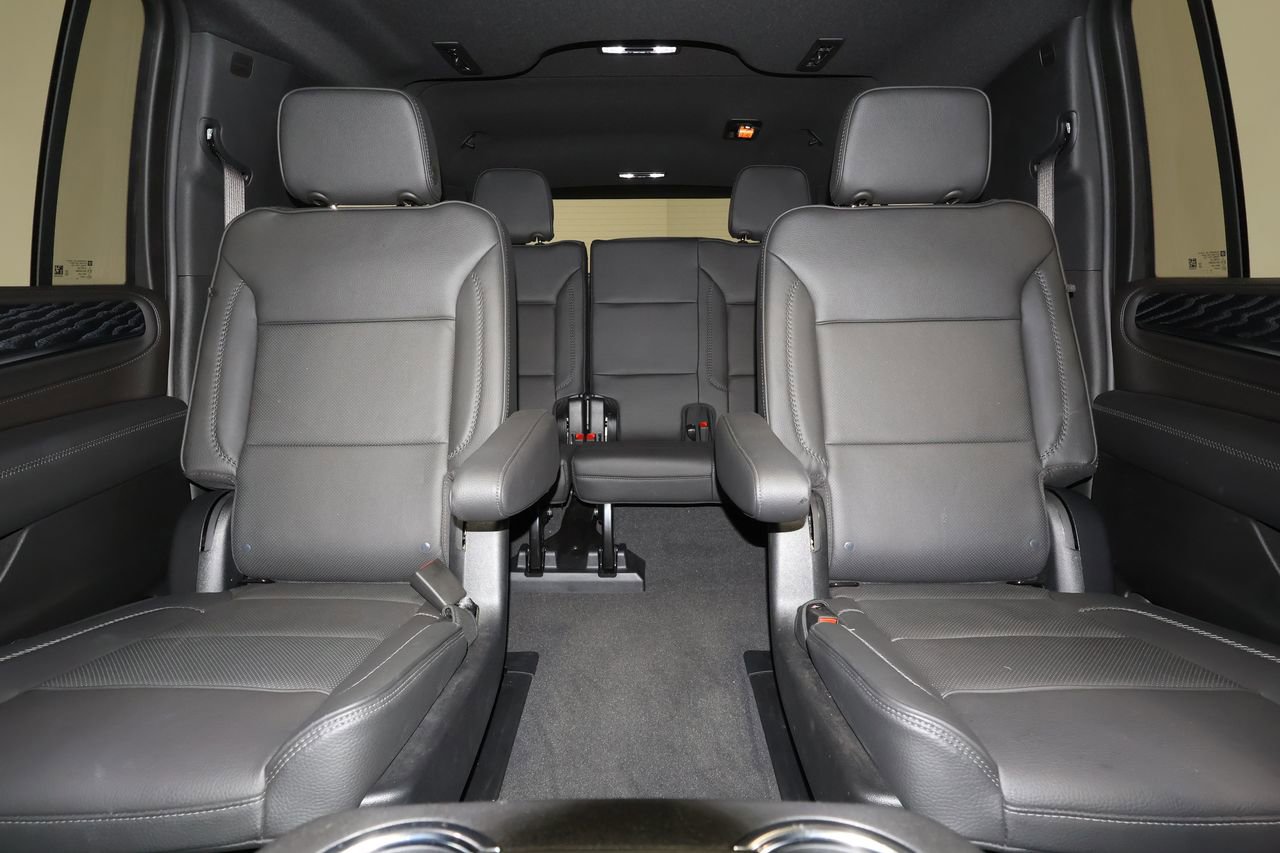 Certified 2024 GMC Yukon XL Denali w/ Denali Reserve Package image 35