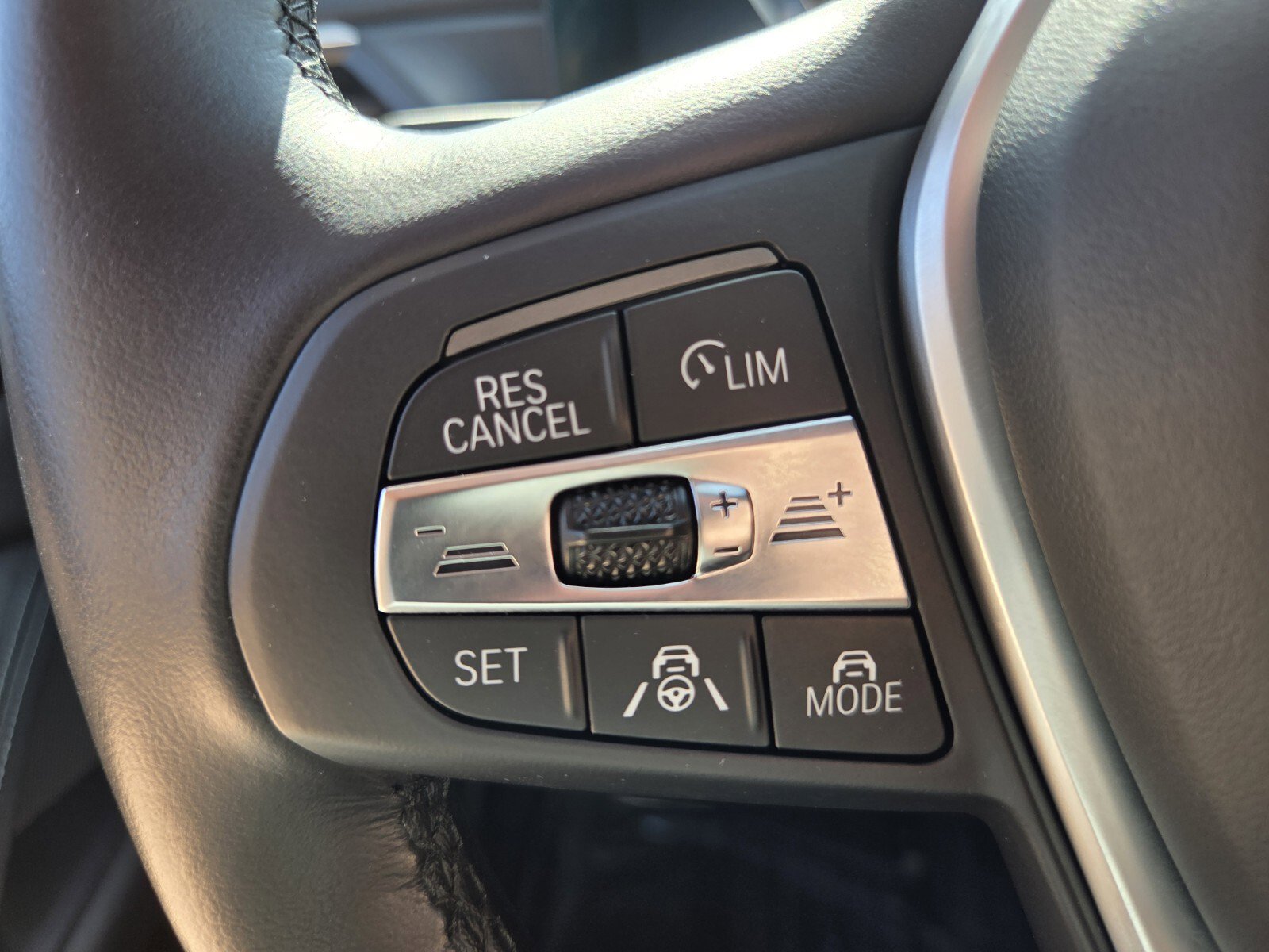 Certified 2023 BMW i4 eDrive40 image 28