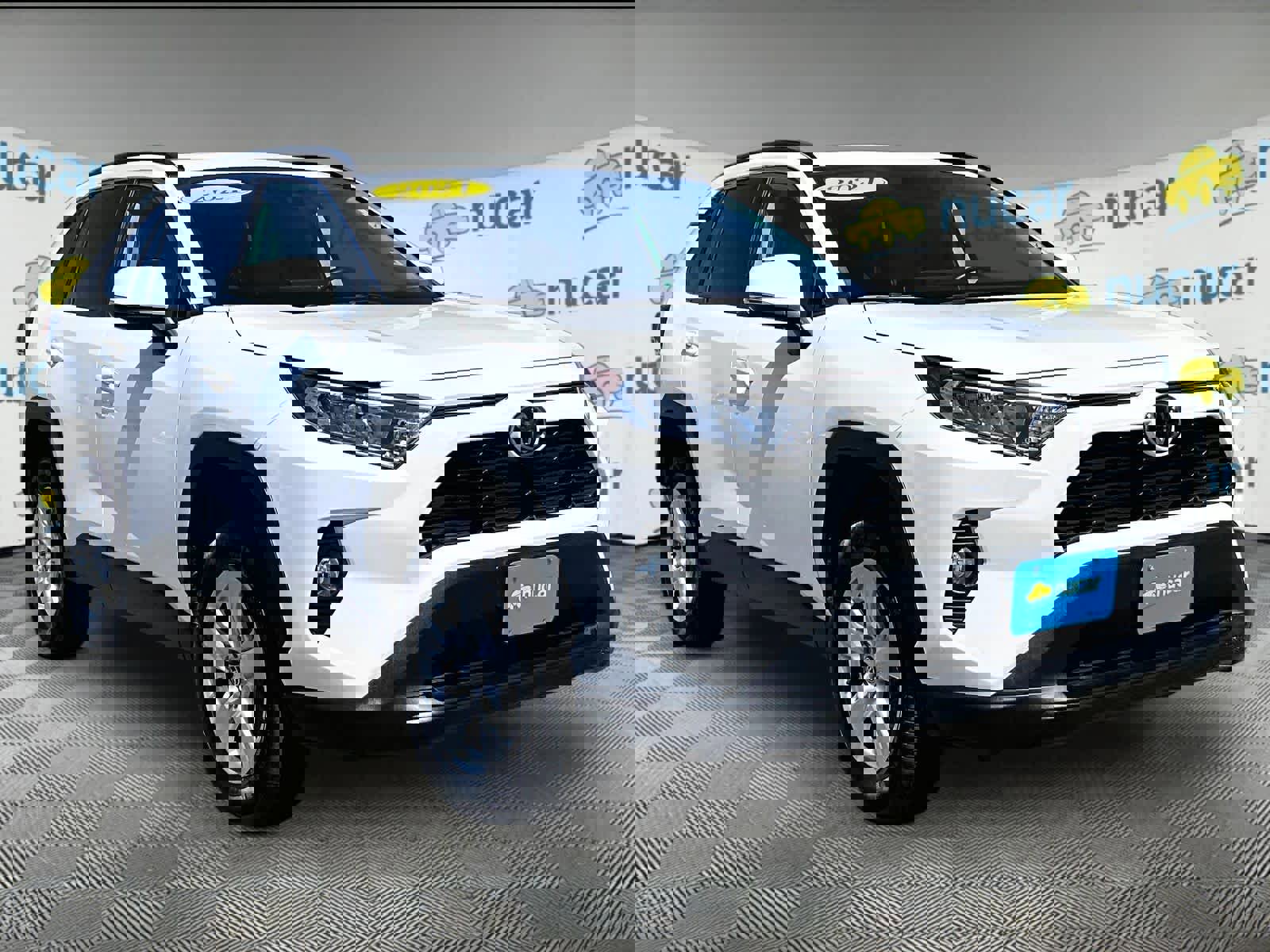 Used 2021 Toyota RAV4 XLE w/ Convenience Package AWD/4WD image 1