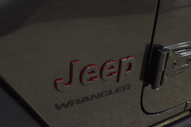 Used 2024 Jeep Wrangler Rubicon w/ Steel Bumper & Winch Group AWD/4WD image 34