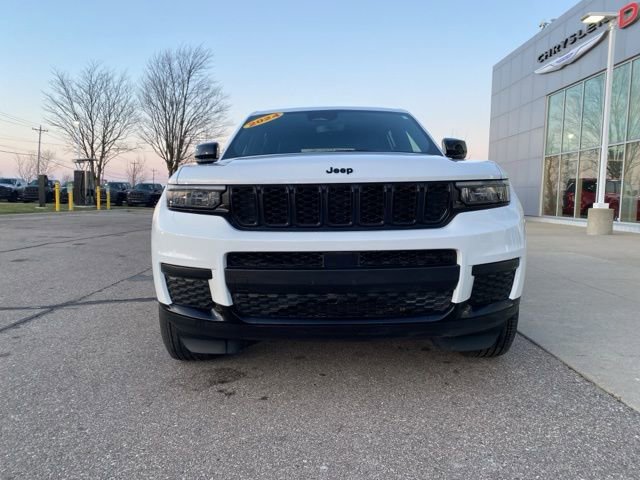 Certified 2024 Jeep Grand Cherokee L Laredo image 2