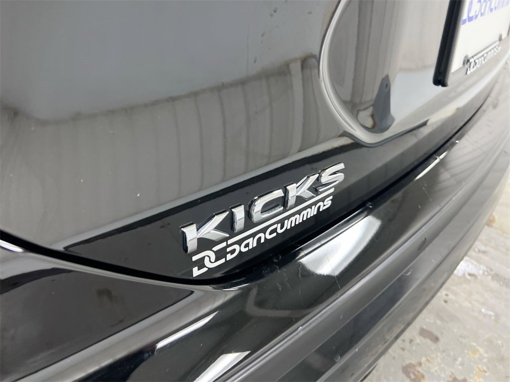 Used 2021 Nissan Kicks SV image 26