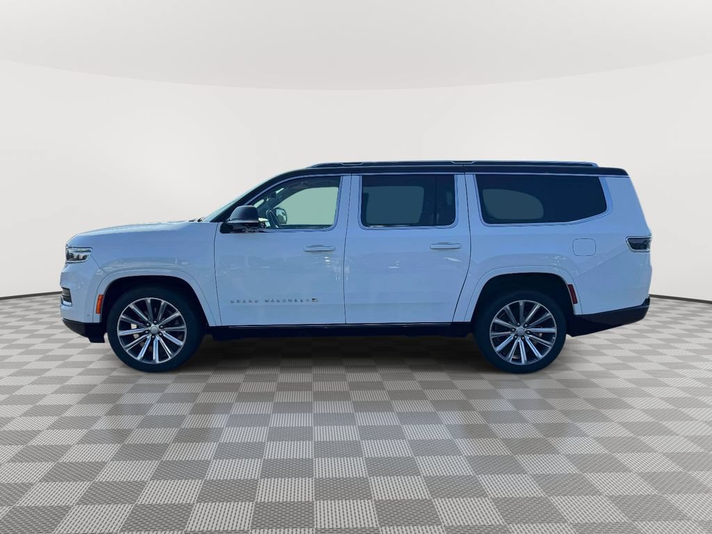 Used 2023 Jeep Grand Wagoneer L Series II AWD/4WD image 4