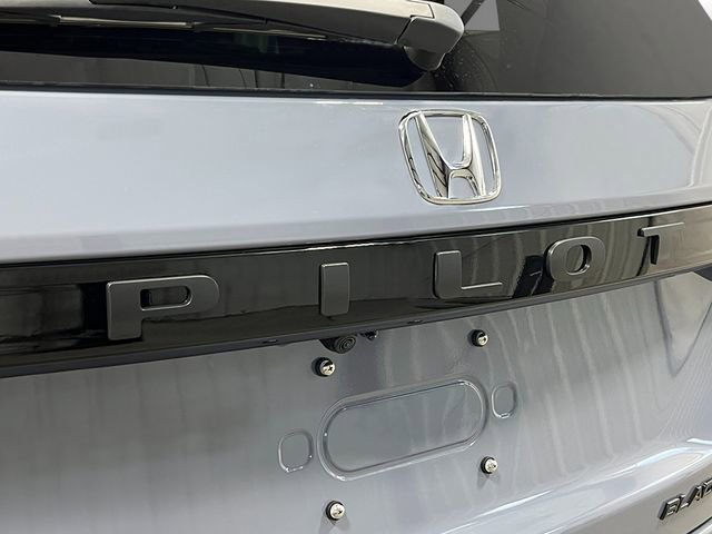 New 2026 Honda Pilot Black Edition image 10