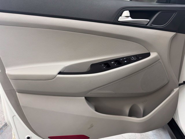 Used 2021 Hyundai Tucson SE w/ Cargo Package AWD/4WD image 21