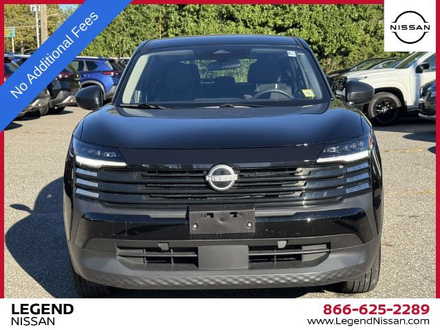 Used 2025 Nissan Kicks S AWD/4WD image 2