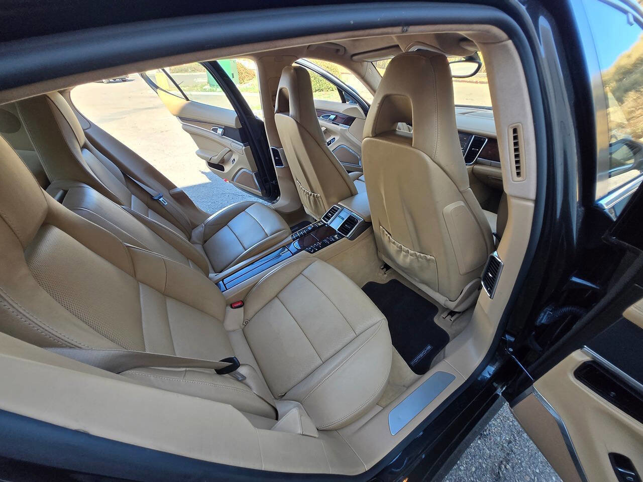 Used 2010 Porsche Panamera Turbo AWD/4WD image 30