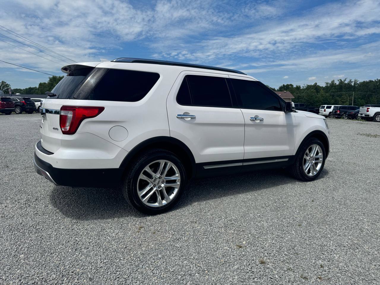Used 2016 Ford Explorer Limited w/ Equipment Group 301A AWD/4WD image 4