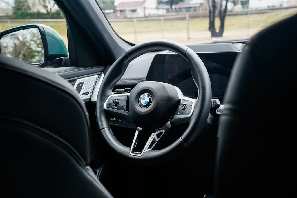 Used 2024 BMW X1 xDrive28i w/ Premium Package image 13