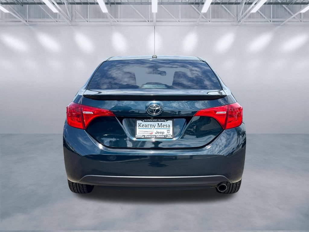 Used 2018 Toyota Corolla SE w/ Carpet Mat Package (TMS) FWD image 5