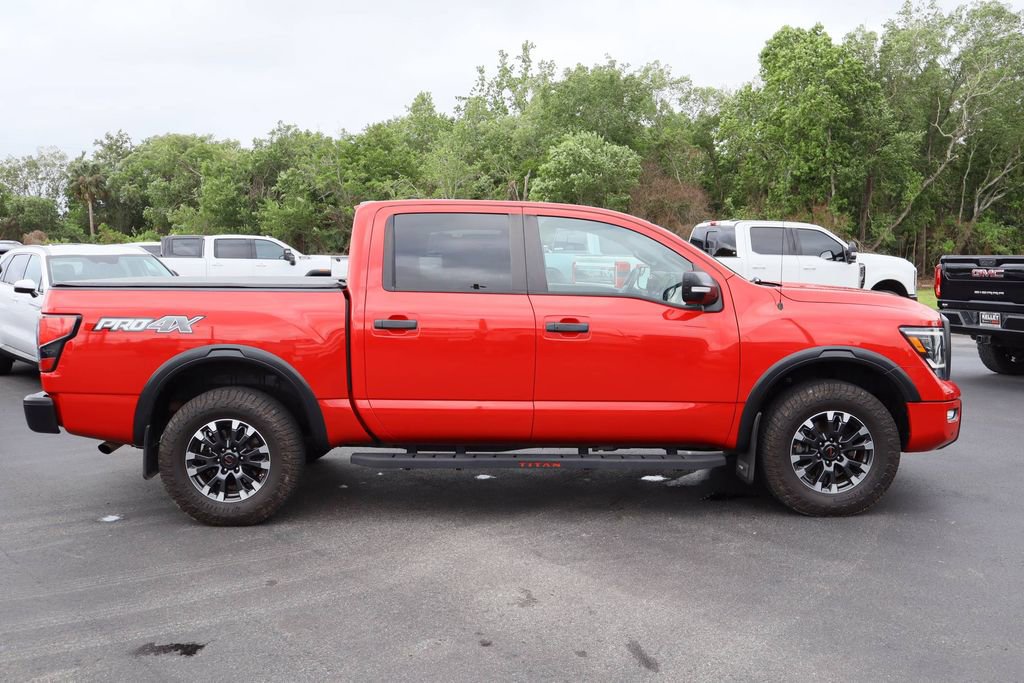 Used 2021 Nissan Titan PRO-4X w/ Pro-4x Convenience Package AWD/4WD image 10