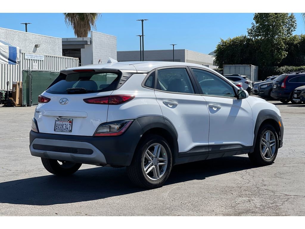 Used 2022 Hyundai Kona SE image 5