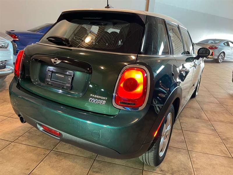 Used 2016 MINI Cooper 4-Door Hardtop image 43