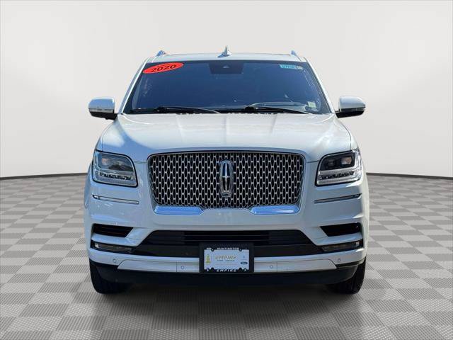 Used 2020 Lincoln Navigator L Reserve w/ Equipment Group 208A Reserve AWD/4WD image 2